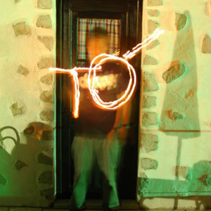 António